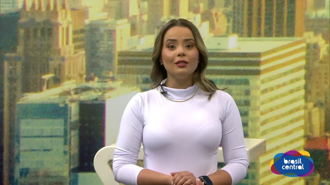 Chegada do Papai Noel encanta Crianças em Shopping.