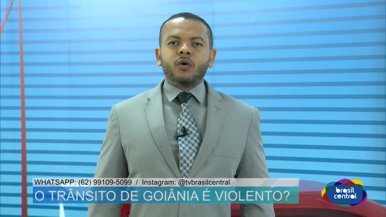 itemMulher esfaqueada mais de 20 vesses pelo Namorado