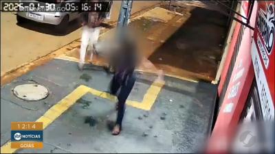 itemMulher é assaltada e fica sem o celualar em Trindade